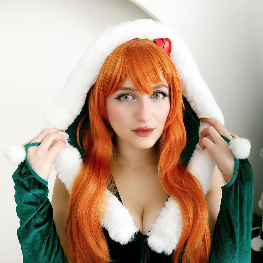 Styling Tips for 2024 Christmas Santa Outfits