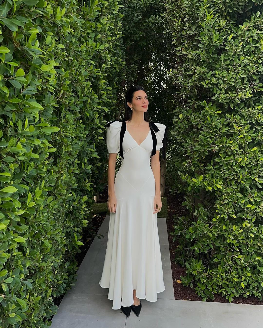 Kendall’s White Dress: A Vision of Elegance